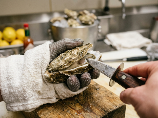 How to Open an Oyster