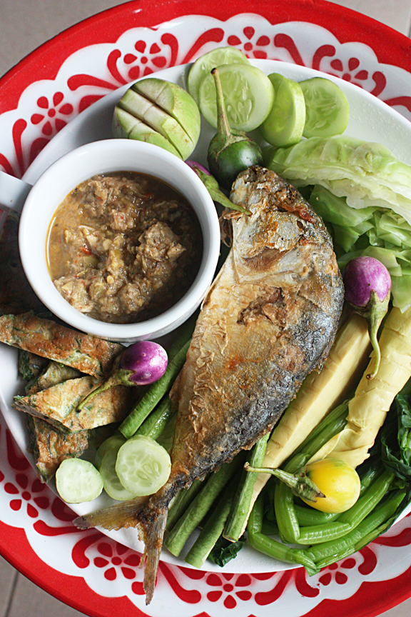 How to Eat Thai Chili Relishes: A Nam Prik Guide